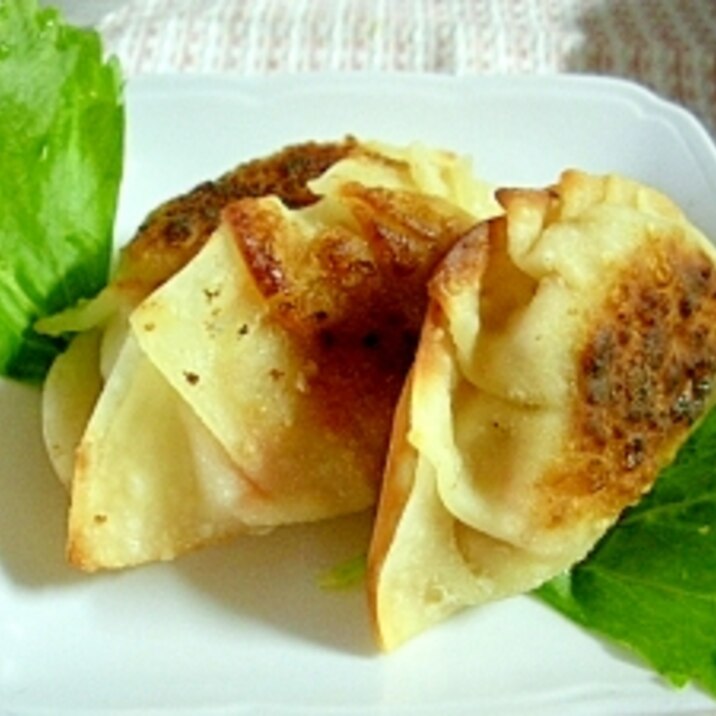 ギョウザの皮で ツナとじゃがいものカレーサモサ レシピ 作り方 By エゾモモンガさん 楽天レシピ ギョウザの皮で ツナとじゃがいものカレーサモサ レシピ 作り方 By エゾモモンガさん 楽天レシピ